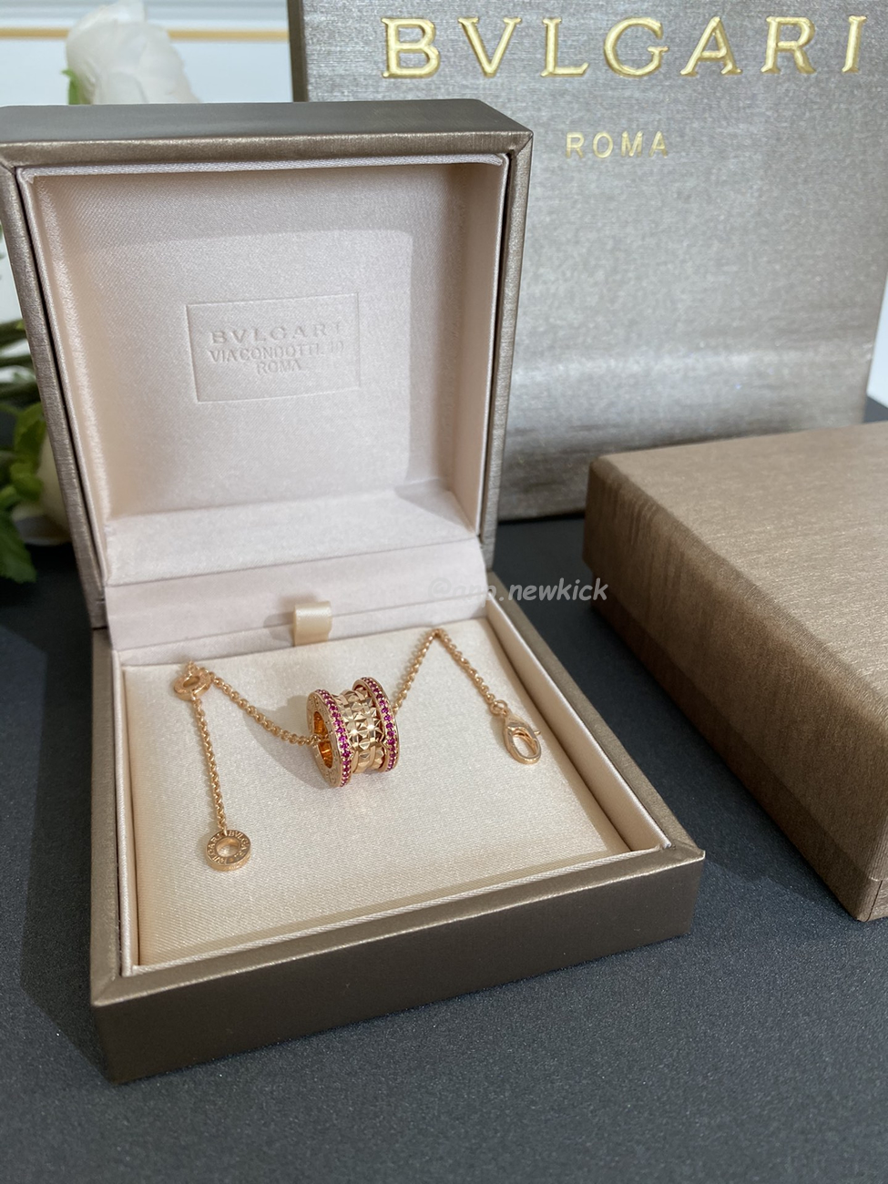 Bulgari Ruby Pendant (1) - www.newkick.vip